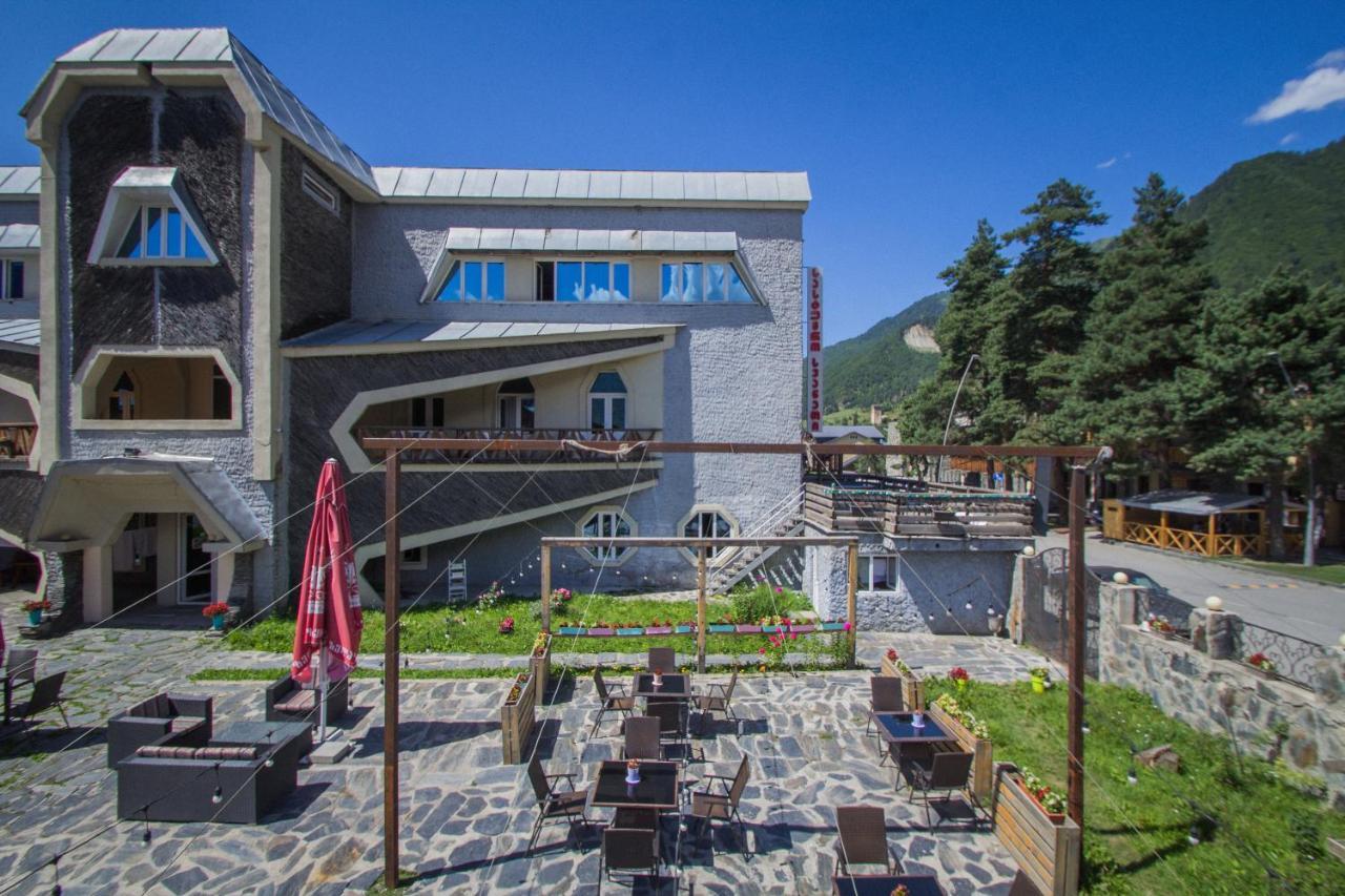 Hotel Svaneti Mestia Exteriör bild